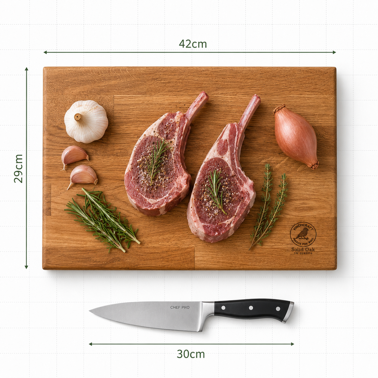 FinchCraft® Solid Oak Chopping Board with Slip-Resistant Feet