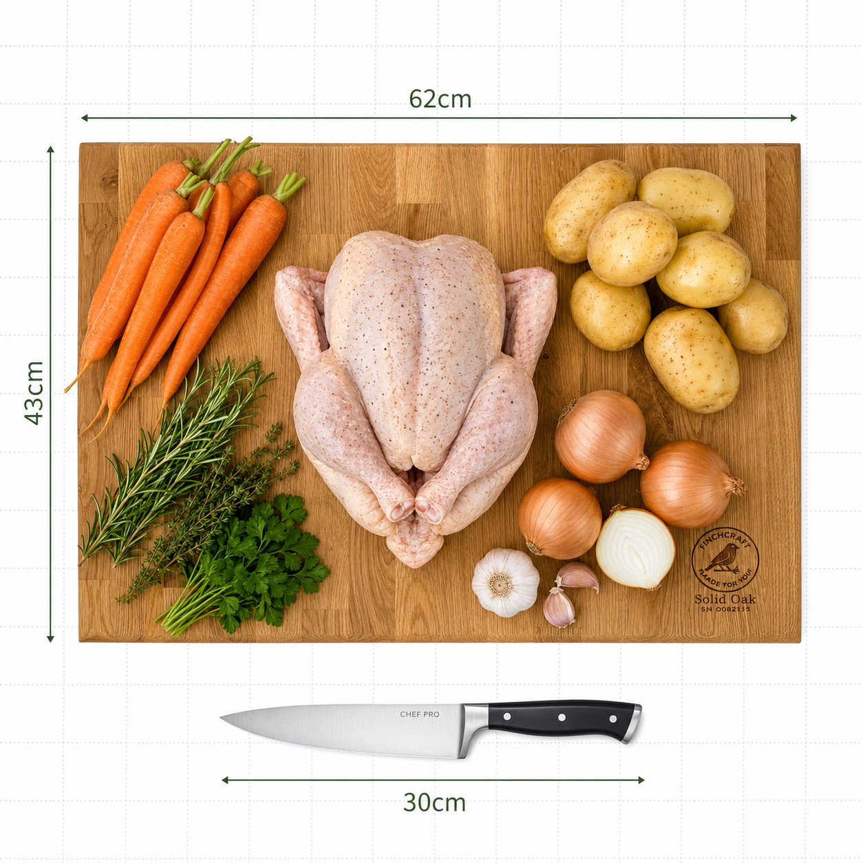 FinchCraft® Signature Solid Oak Chopping Board