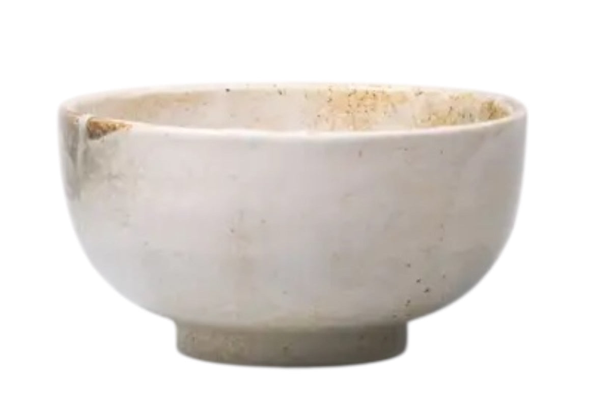 FINCHCRAFT Snow Bamboo U-shaped Minoyaki porcelain bowl with a pale, textured glaze and rounded profile.